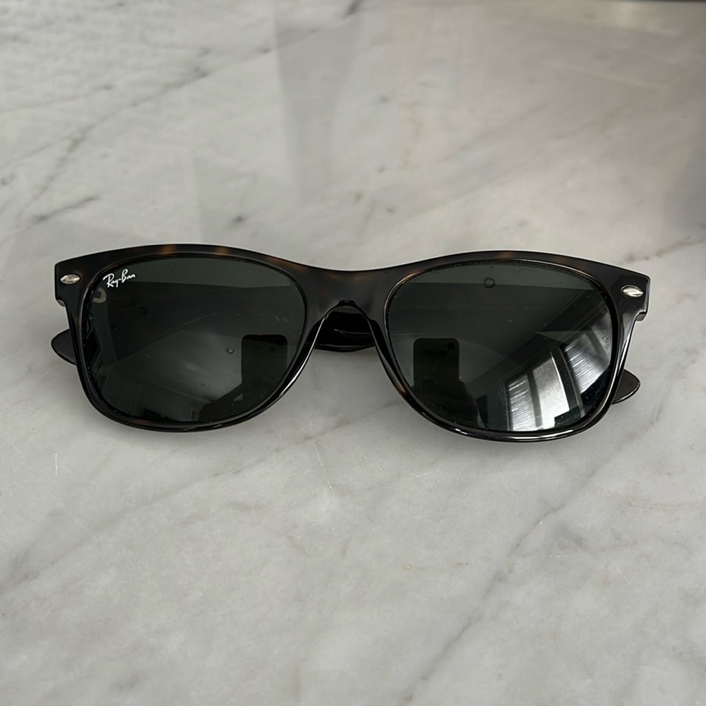 Rayban Wayfarer Sunglasses